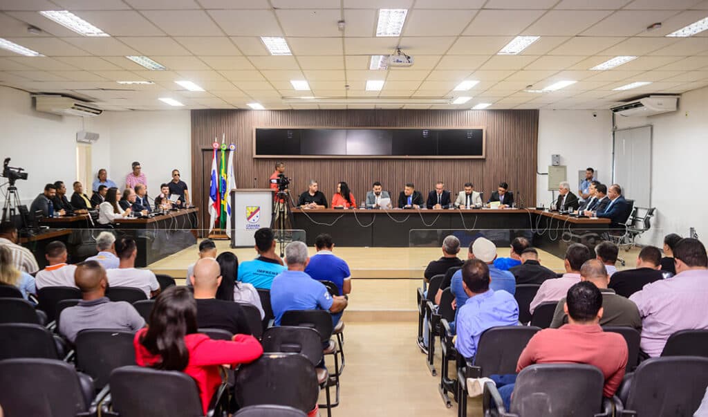 CÂMARA DE TEIXEIRA DE FREITAS INSTAURA TRÊS CPIs EM SESSÃO HISTÓRICA E ABRE CERCO CONTRA O EXECUTIVO MUNICIPAL
